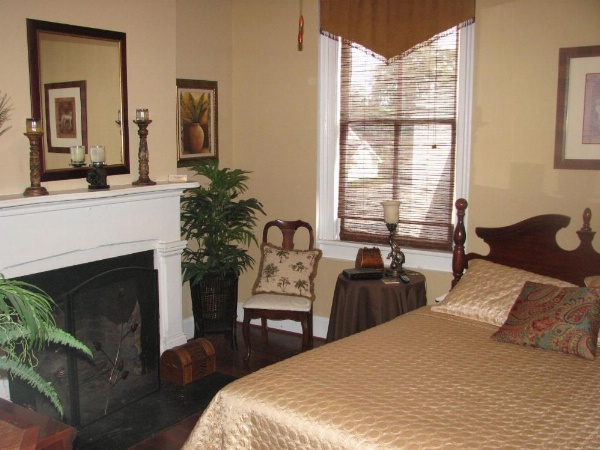 Olde Town Inn image 7